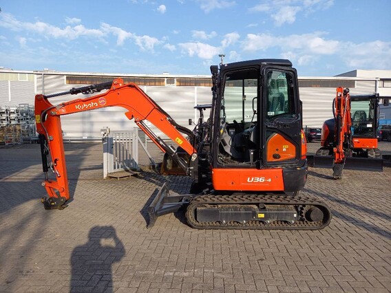 Kubota-U36-4-M85057